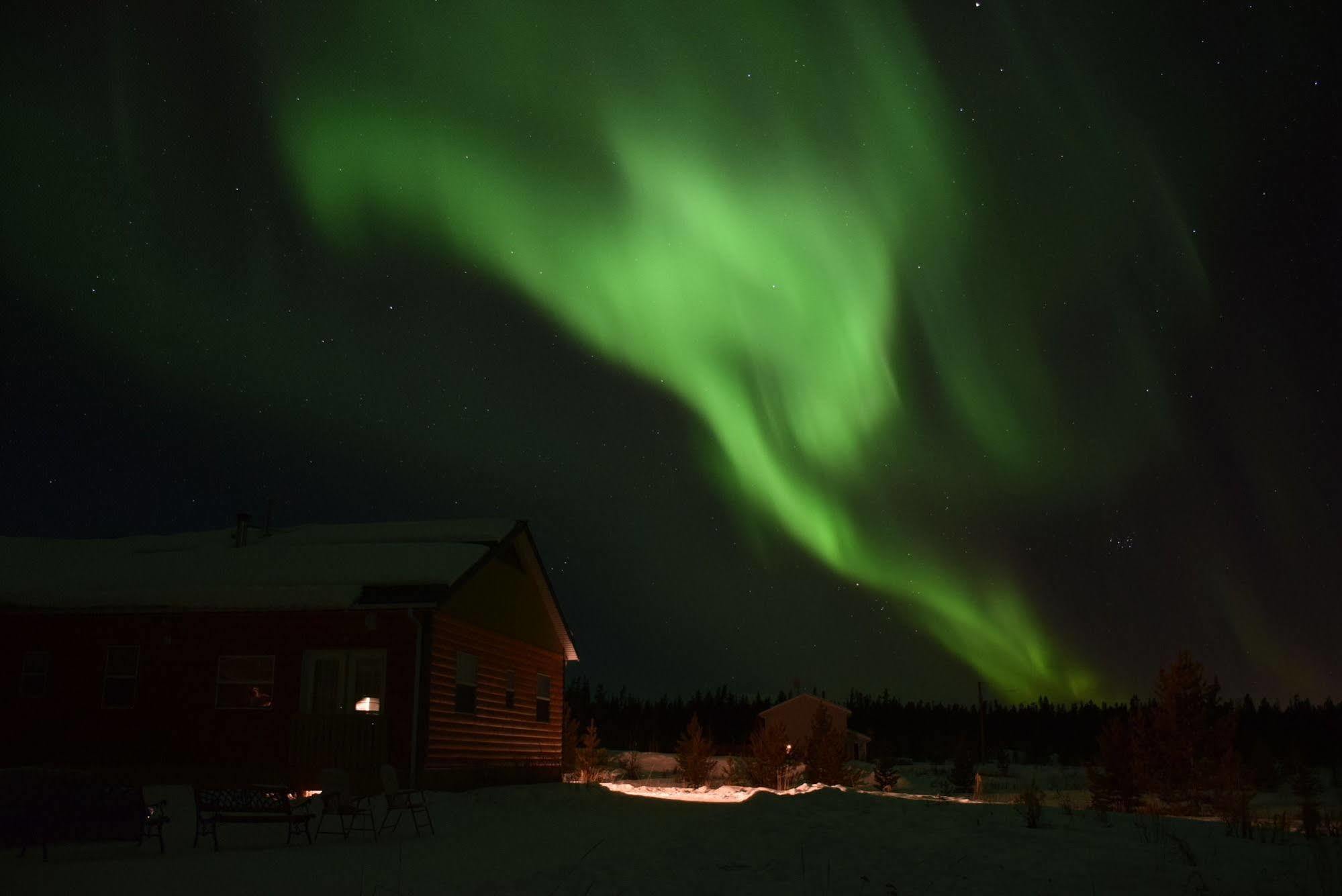 Kaleido Lodge Yukon Whitehorse Buitenkant foto